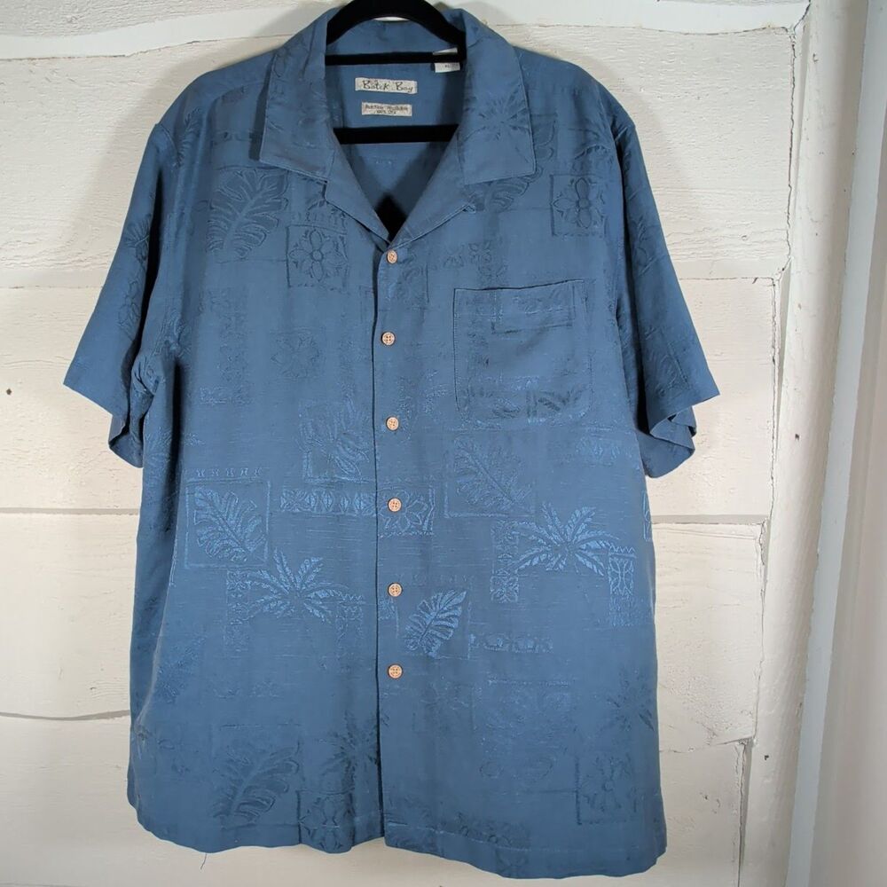Lot of 2 Men’s Batik Bay 100% Silk Hawaiian Shirts Size XL Tropical Aloha Bundle